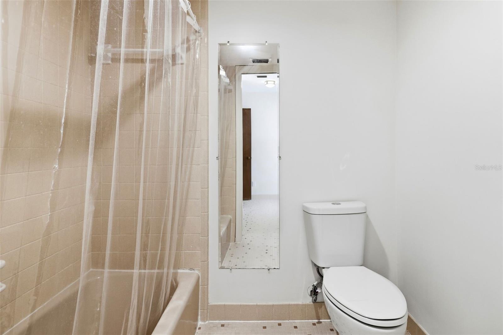 11735 Lipsey Rd Property Photo 32