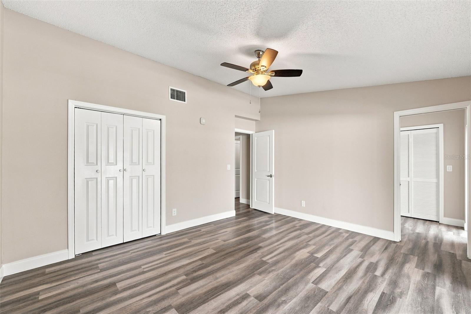 3276 Fox Hill Dr Property Photo 23