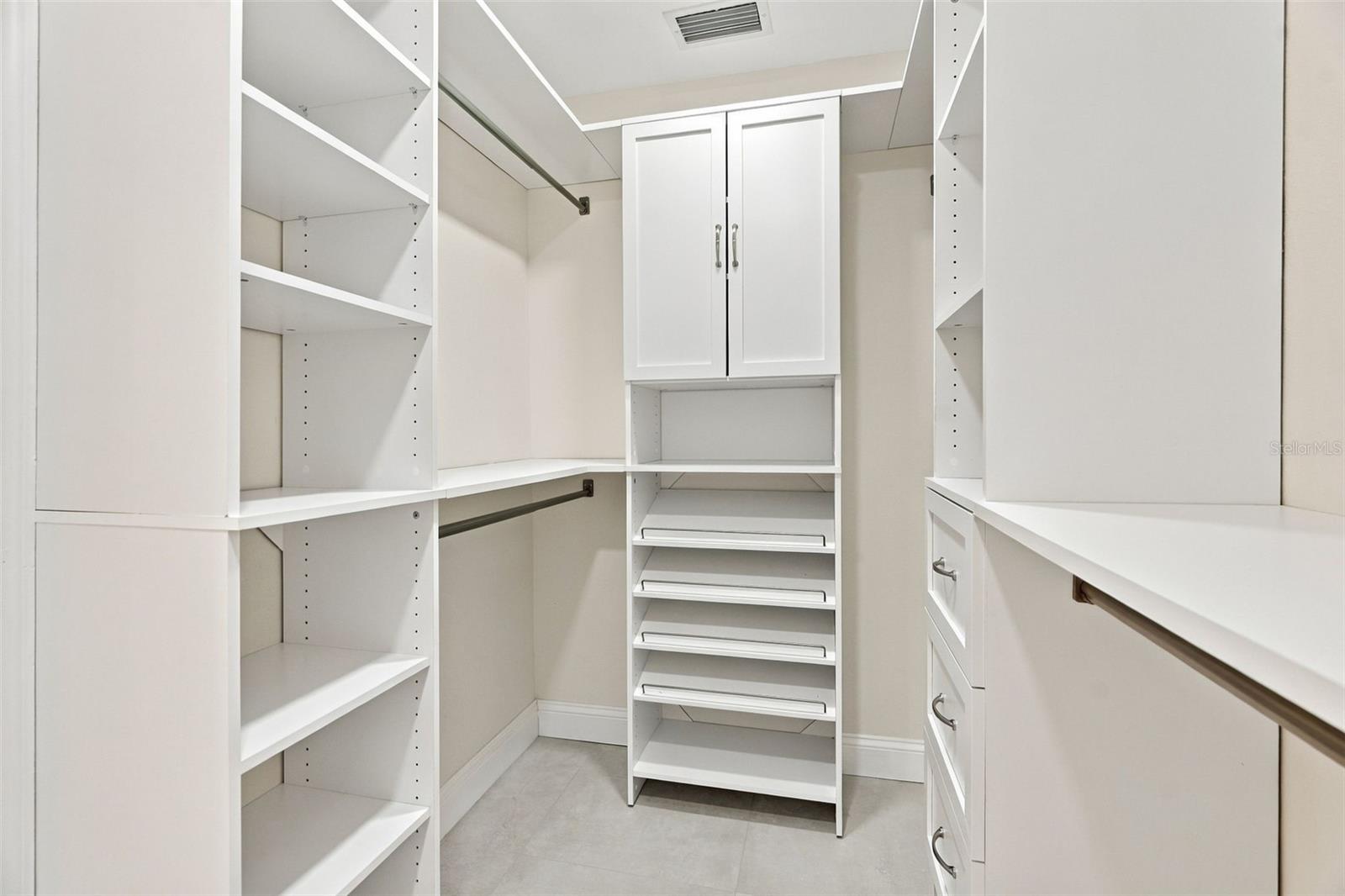 625 Folsom St S Property Photo 24