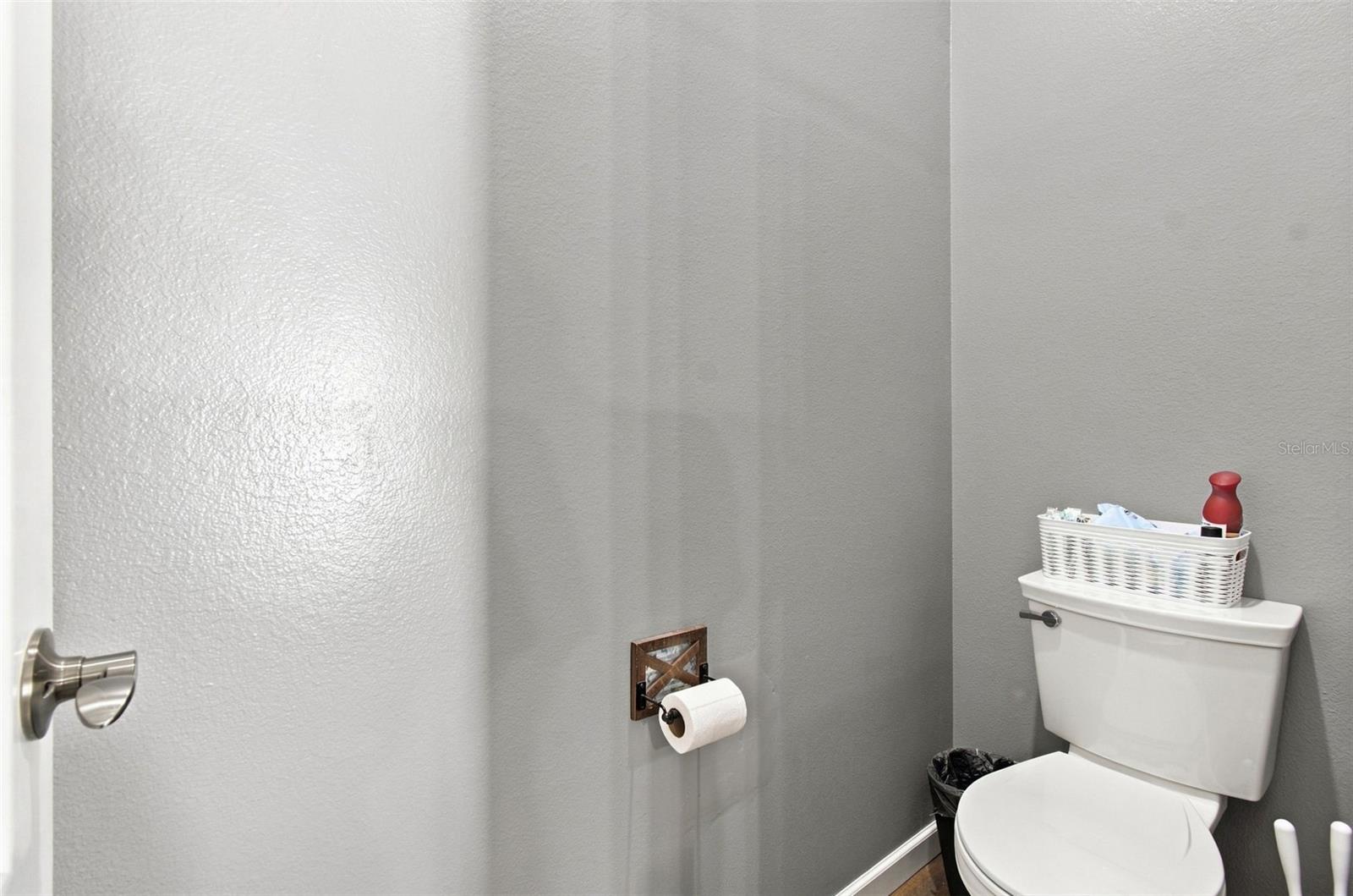 9710 White Barn Way Property Photo 37