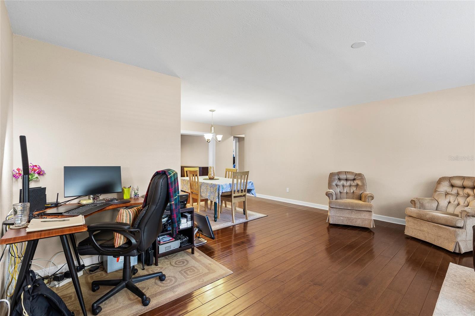12152 Bonnie Ter Property Photo 6