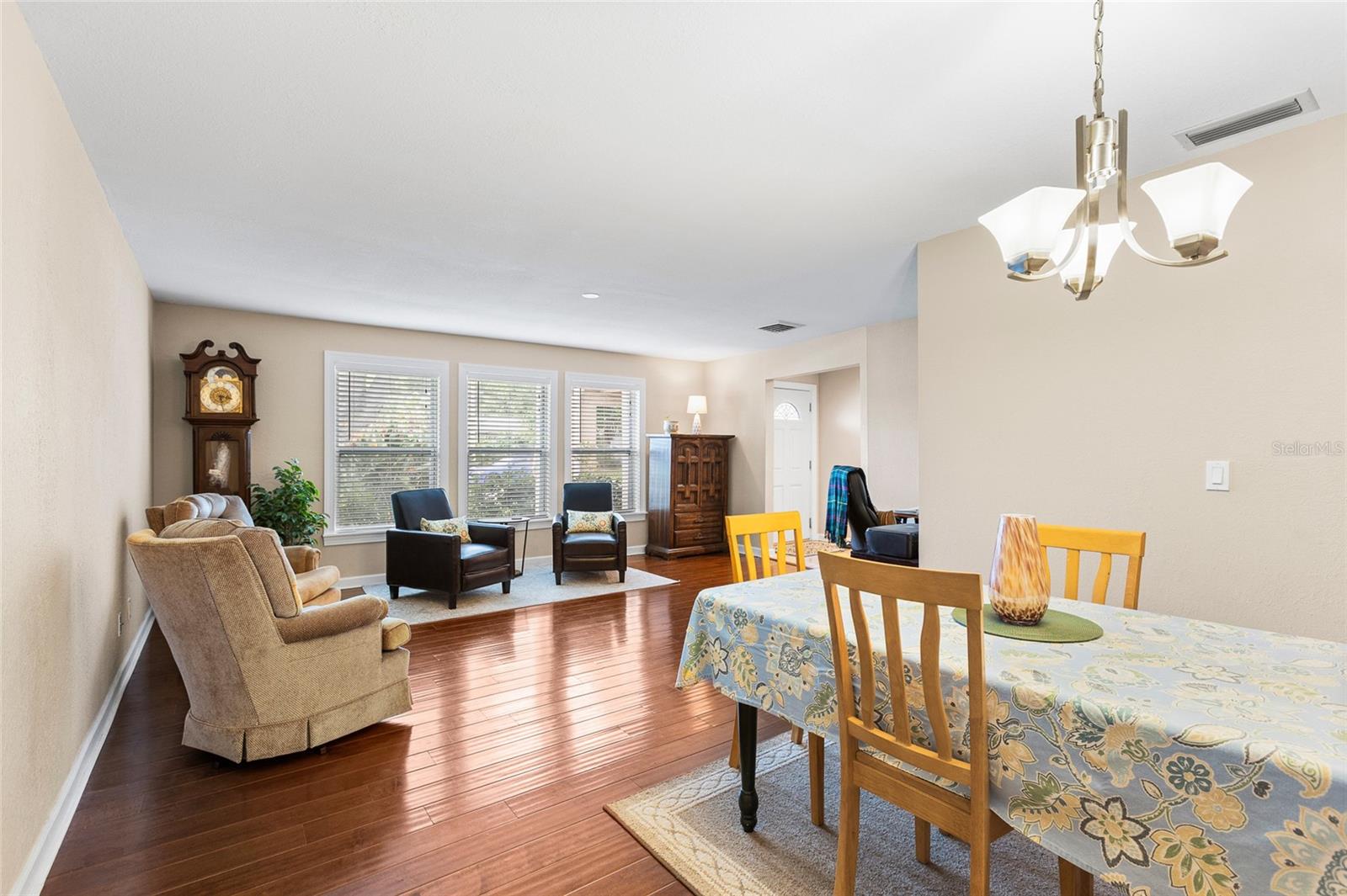 12152 Bonnie Ter Property Photo 9