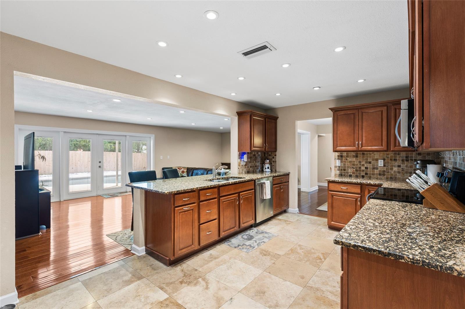 12152 Bonnie Ter Property Photo 14