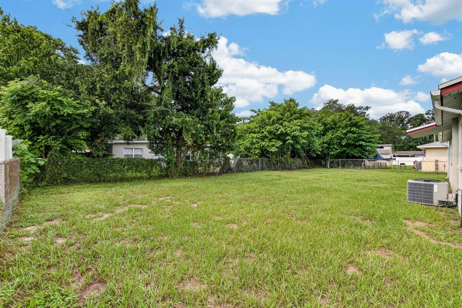 403 Alma Dr Property Photo 45