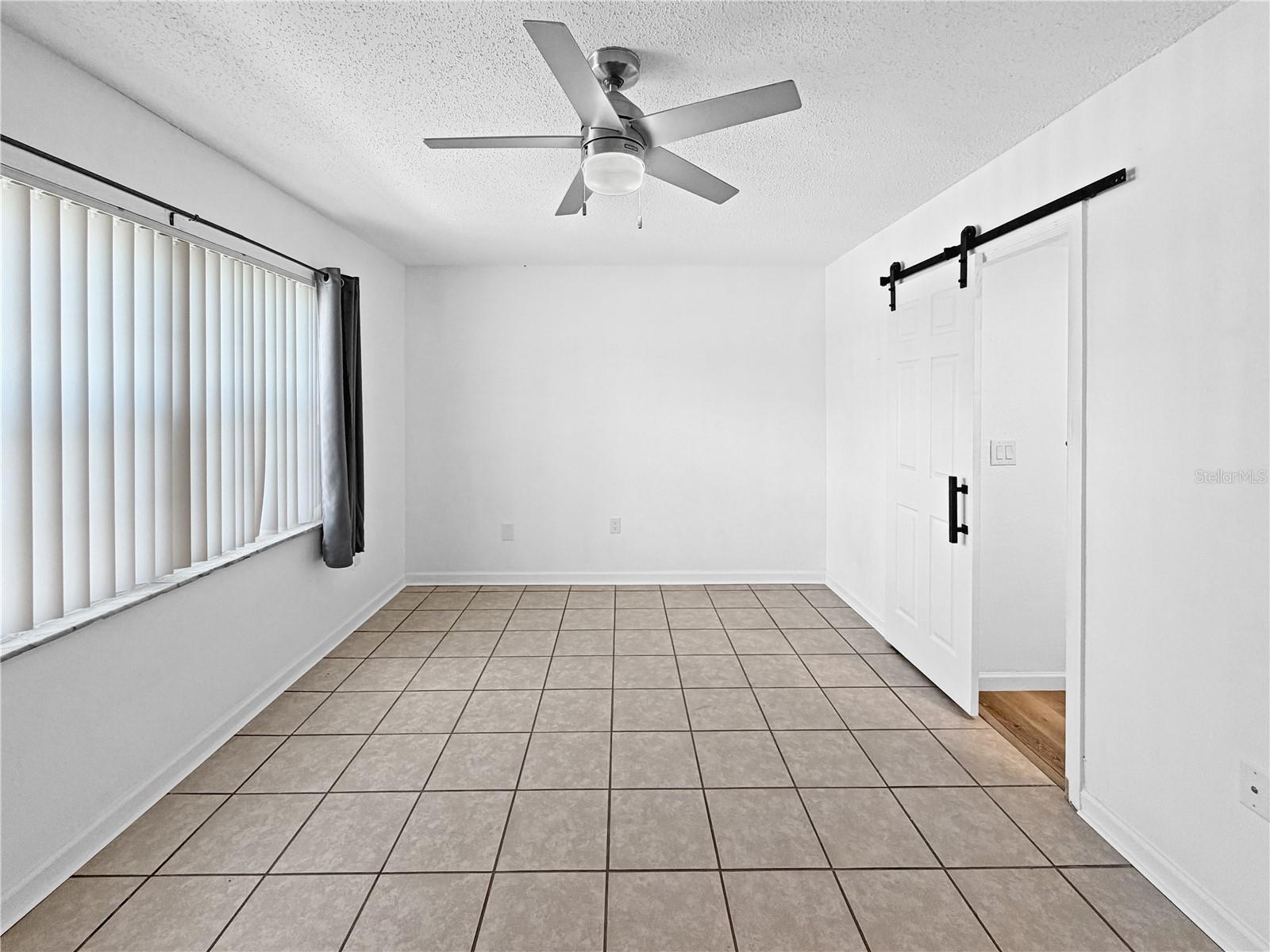 1920 E Edgewood Dr #k9 Property Photo 15