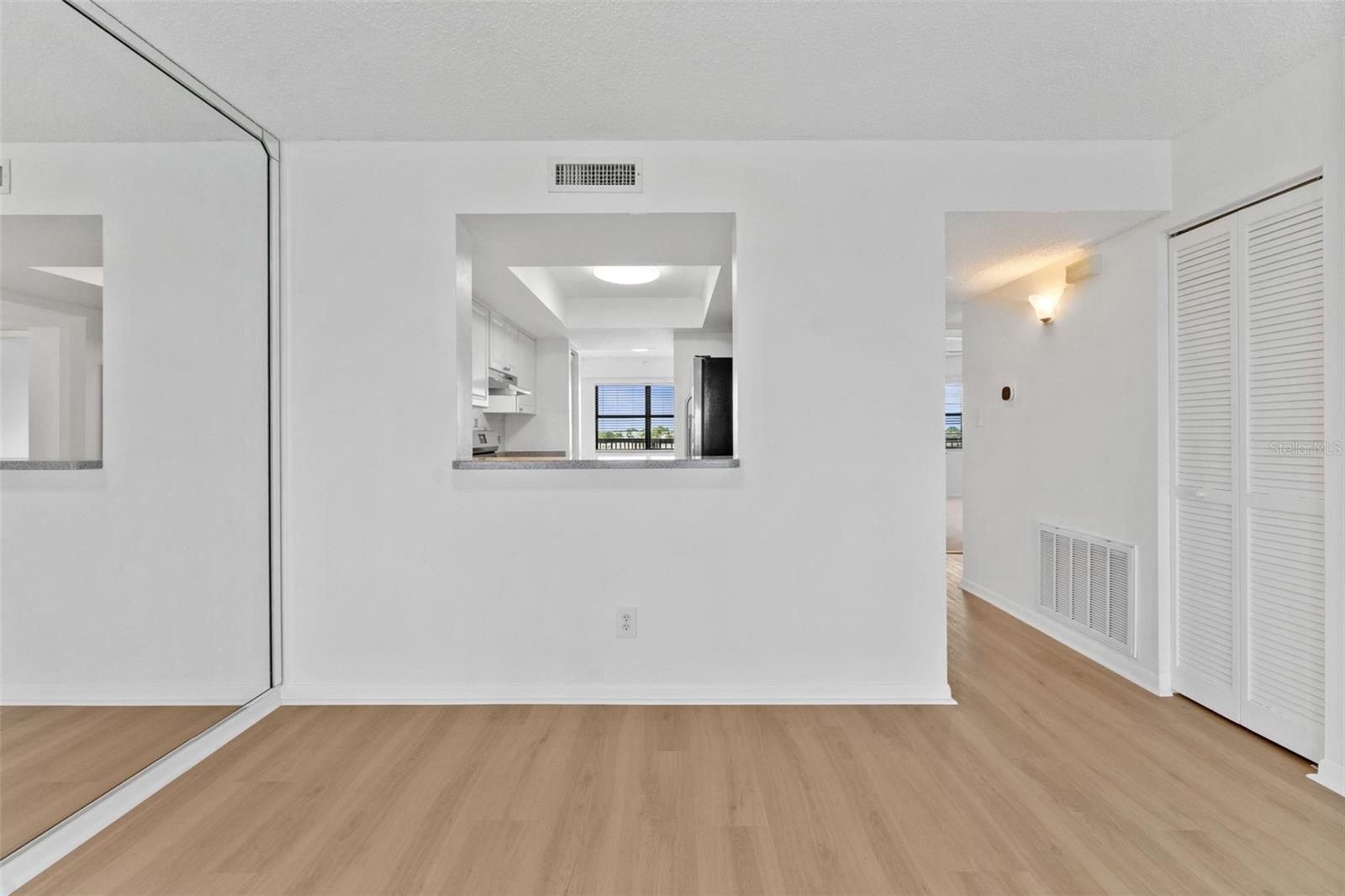 5400 Park St N #511 Property Photo 10