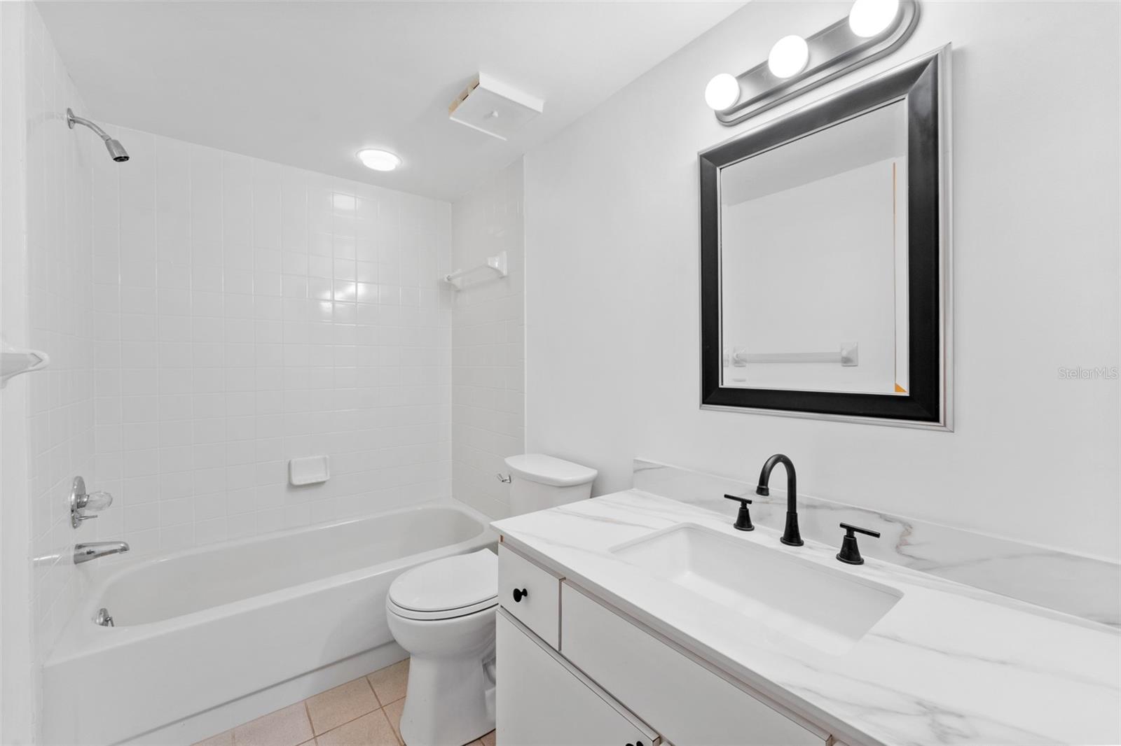 5400 Park St N #511 Property Photo 11