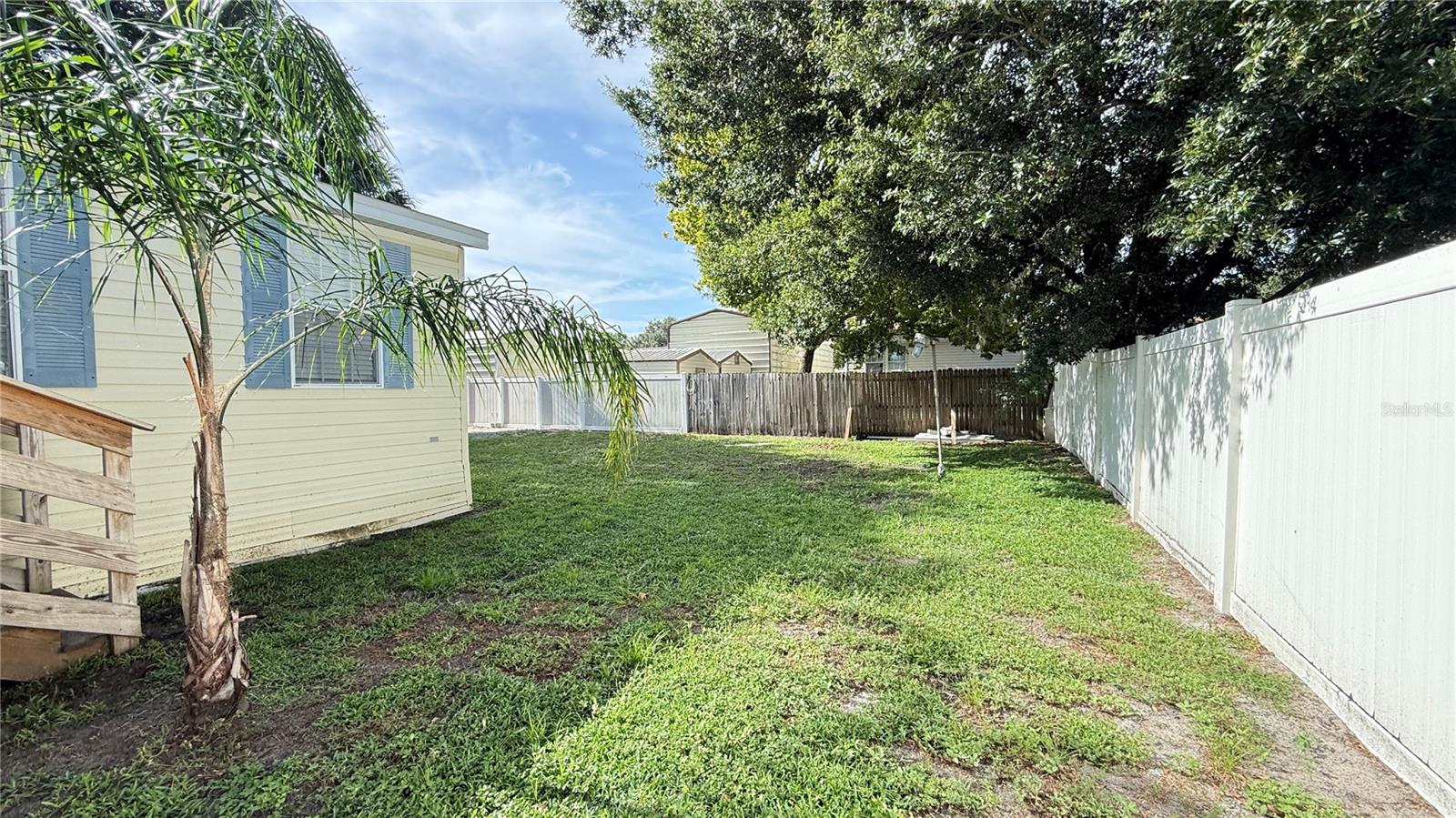 10404 Brussels Dr Property Photo 7