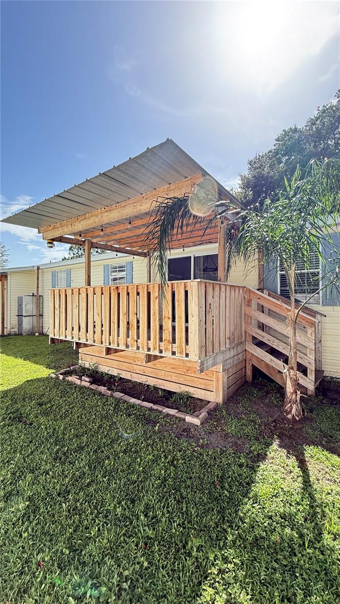 10404 Brussels Dr Property Photo 8