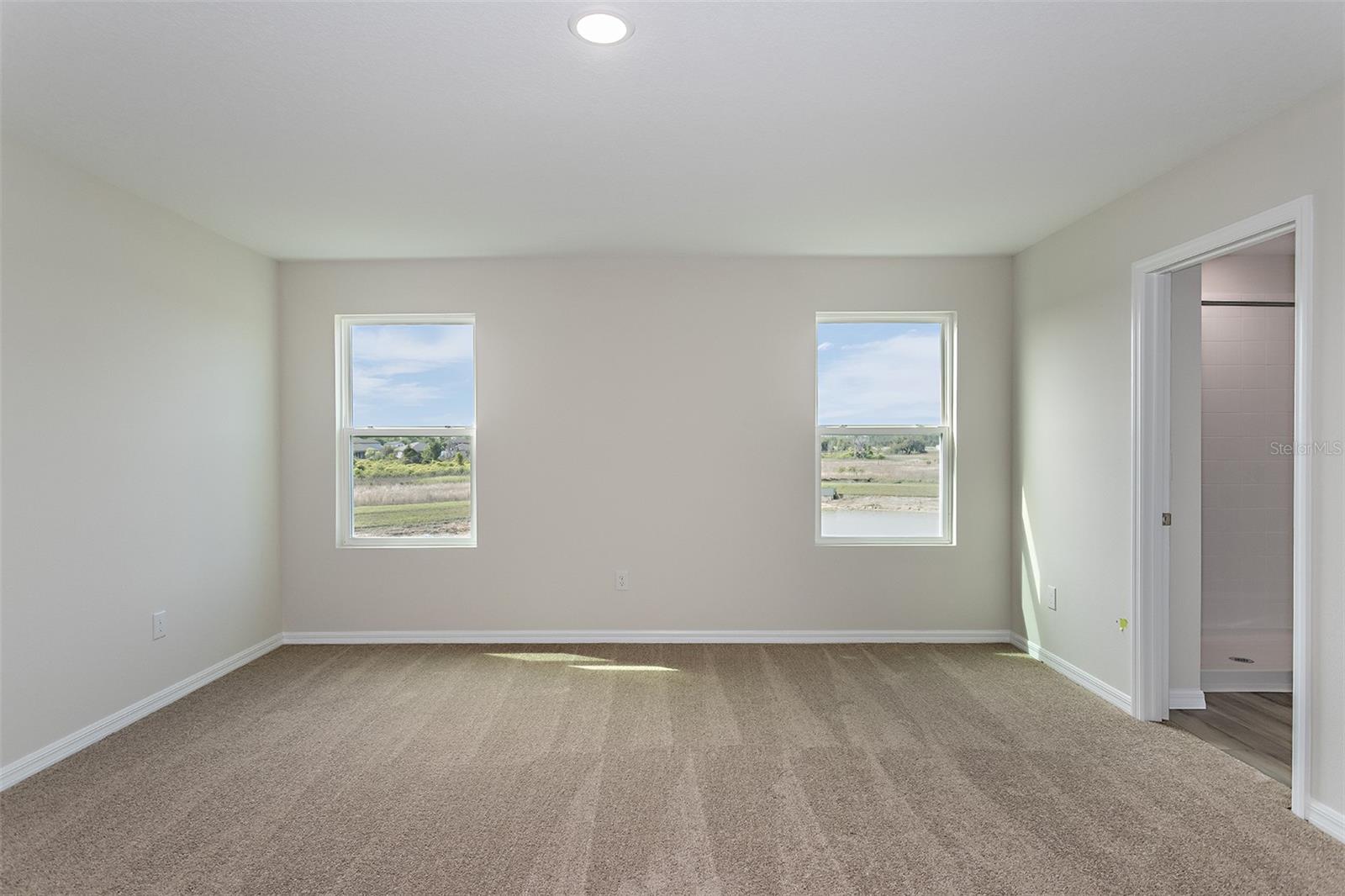 36715 Thornhedge Dr Property Photo 4