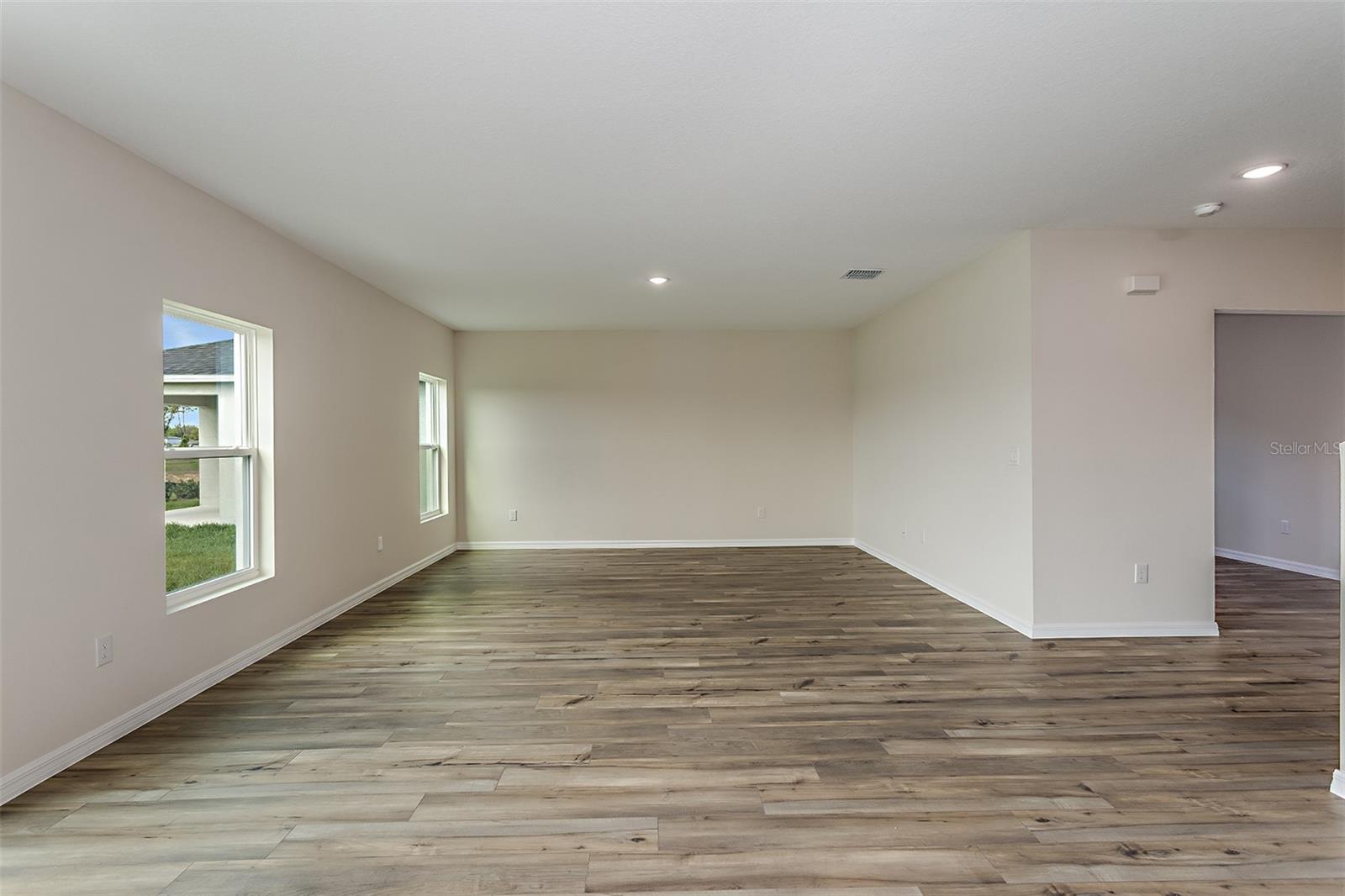 36715 Thornhedge Dr Property Photo 11