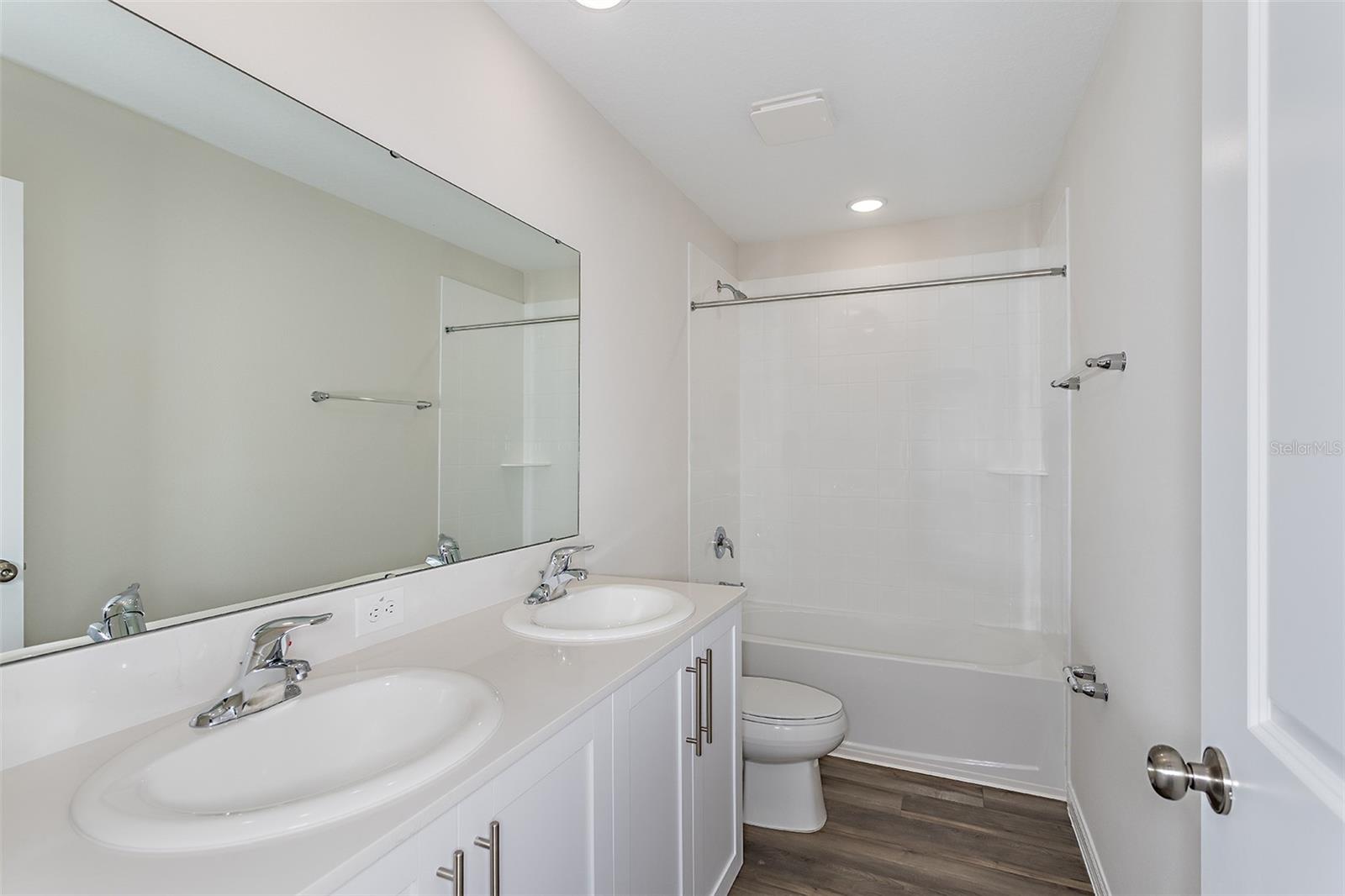 36715 Thornhedge Dr Property Photo 14