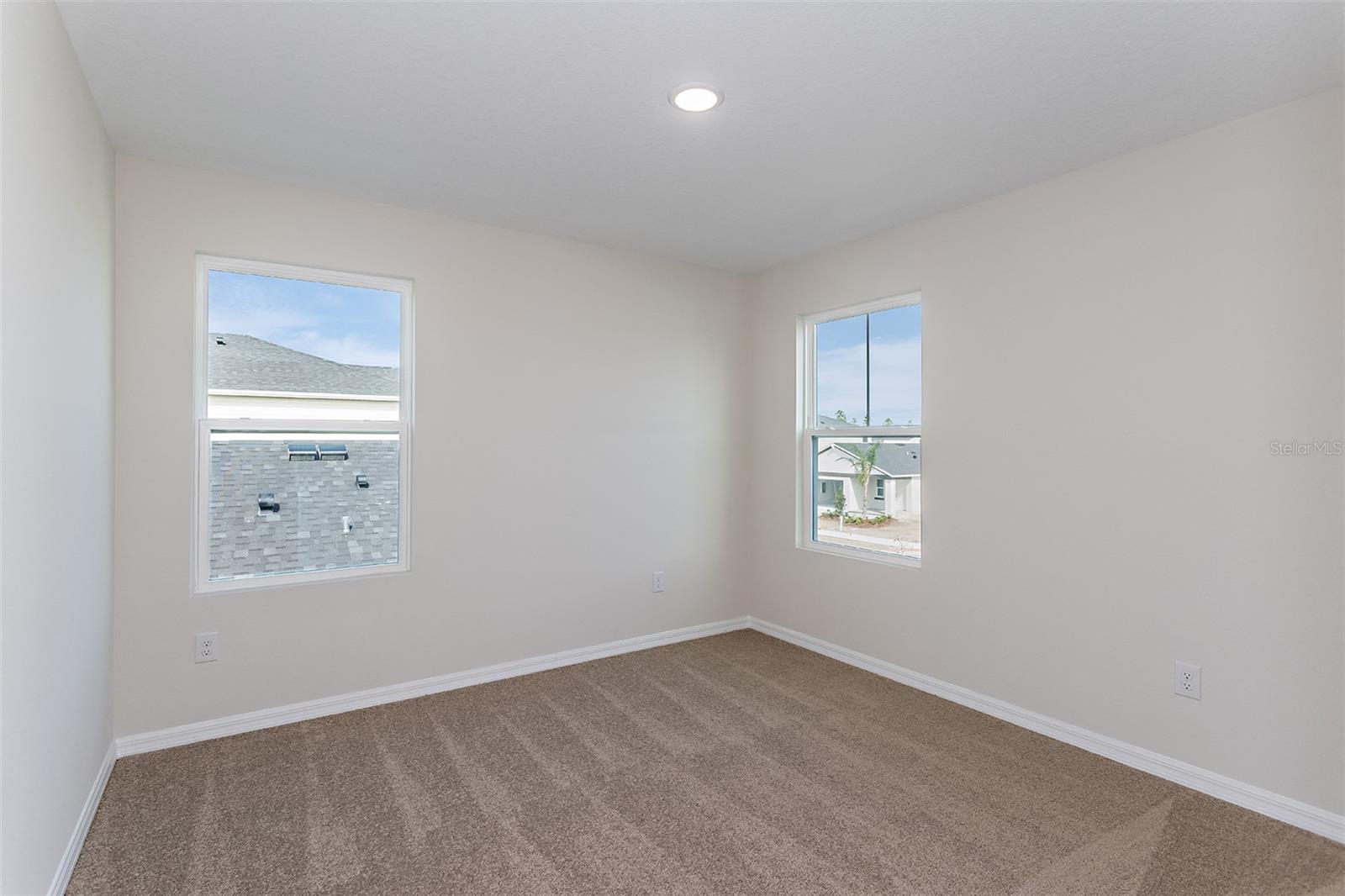 36715 Thornhedge Dr Property Photo 15
