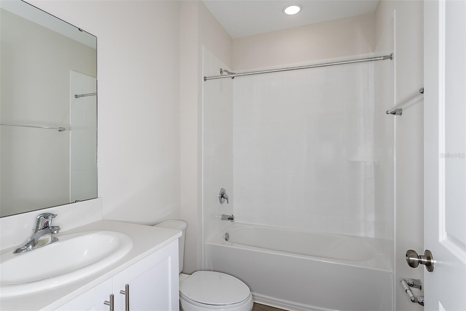 36715 Thornhedge Dr Property Photo 17