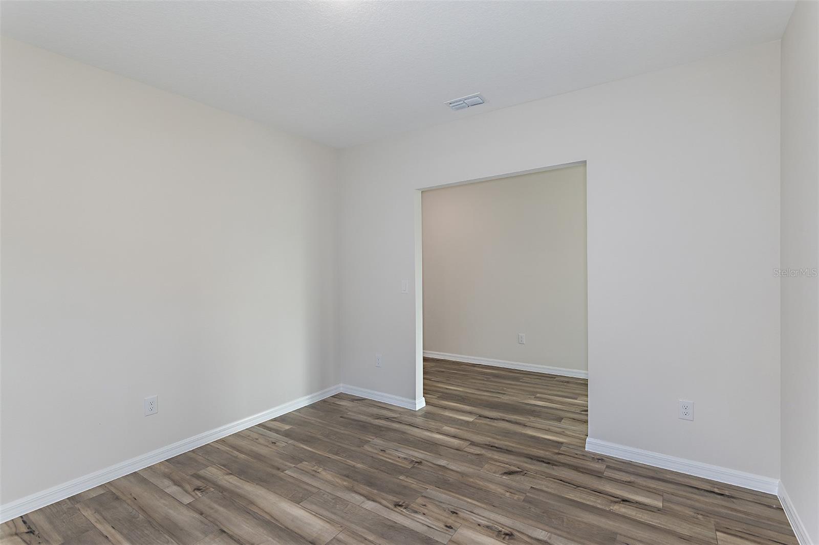 36715 Thornhedge Dr Property Photo 21