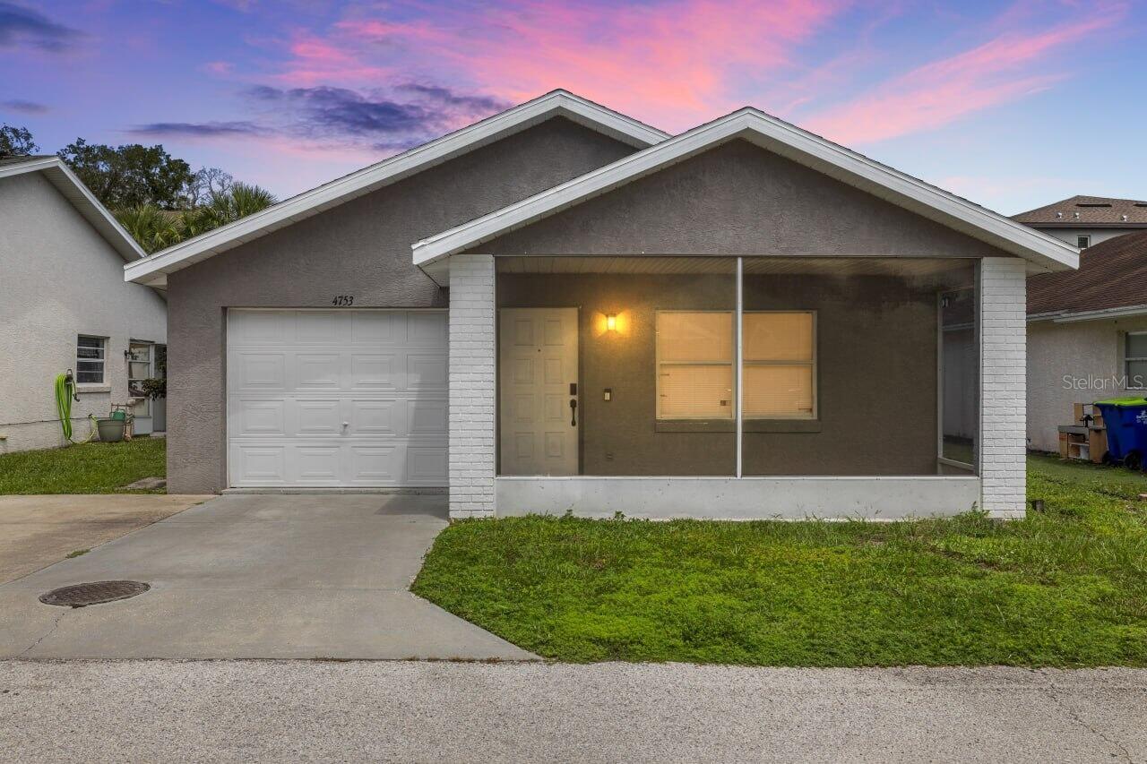 4753 SILVER CIR