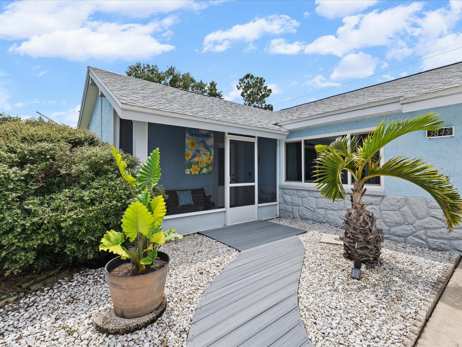 3845 Ming Tree Dr Property Photo 3