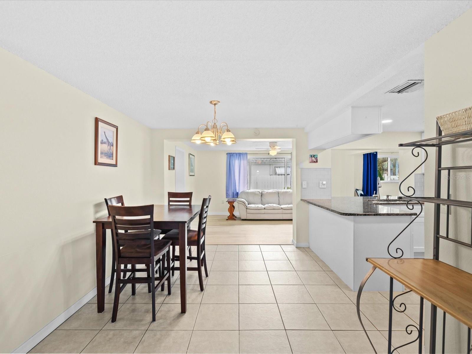 3845 Ming Tree Dr Property Photo 9
