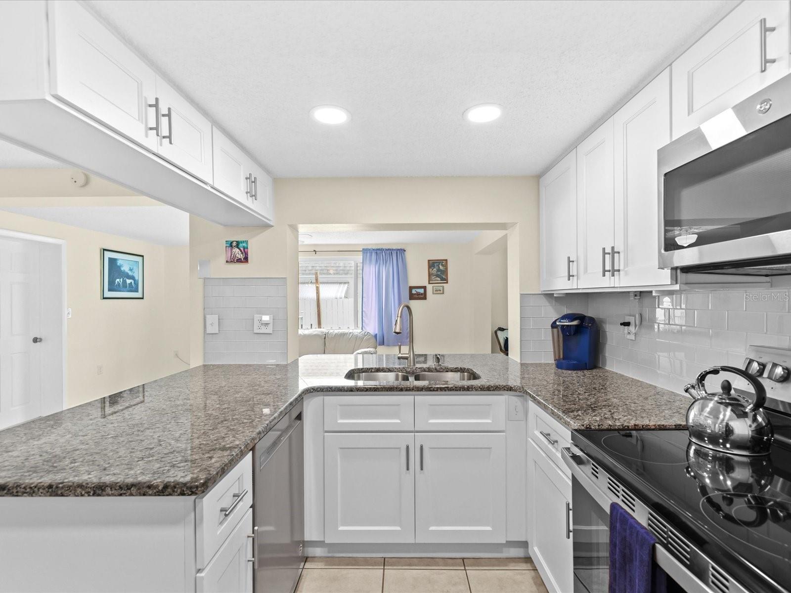 3845 Ming Tree Dr Property Photo 12