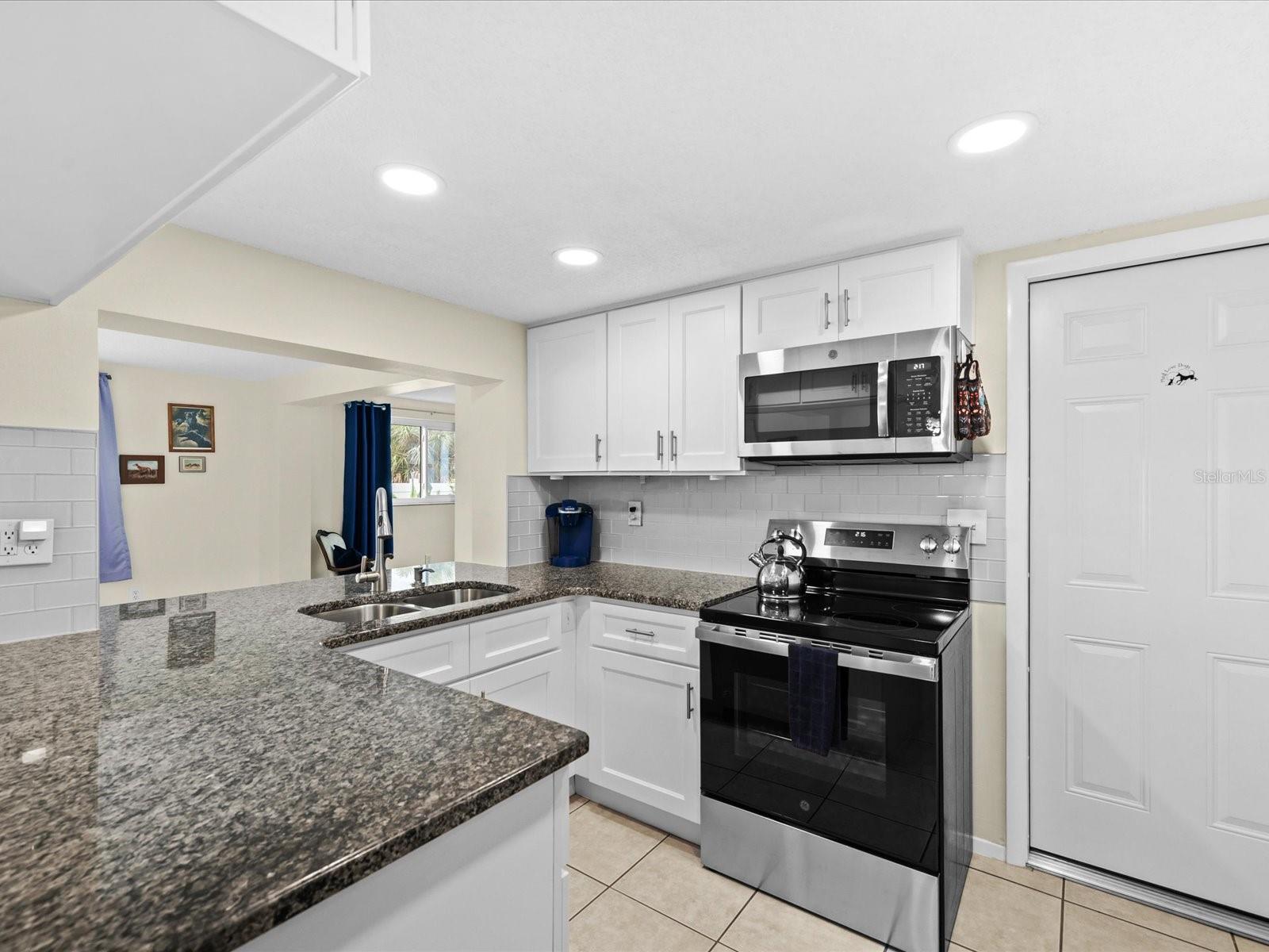 3845 Ming Tree Dr Property Photo 13