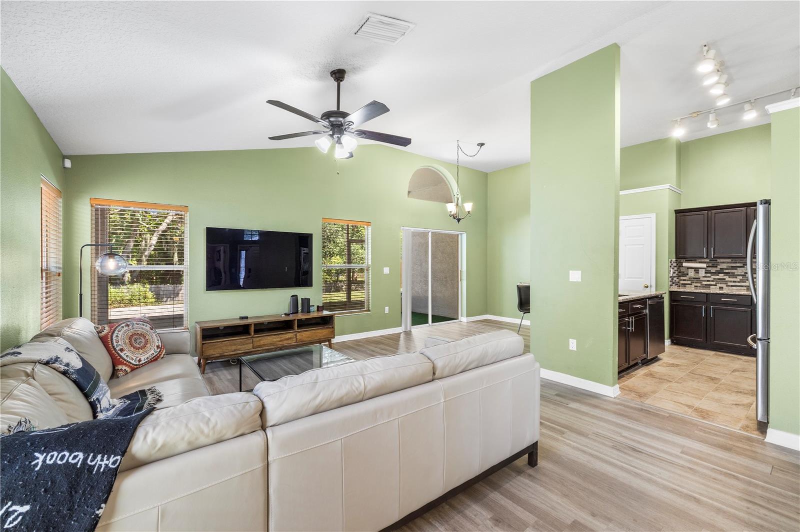 10148 Somersby Dr Property Photo 11
