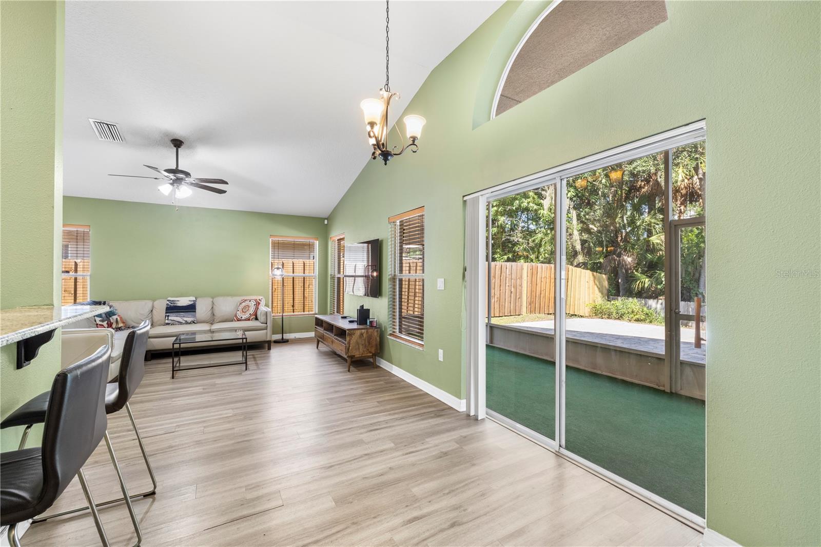 10148 Somersby Dr Property Photo 13