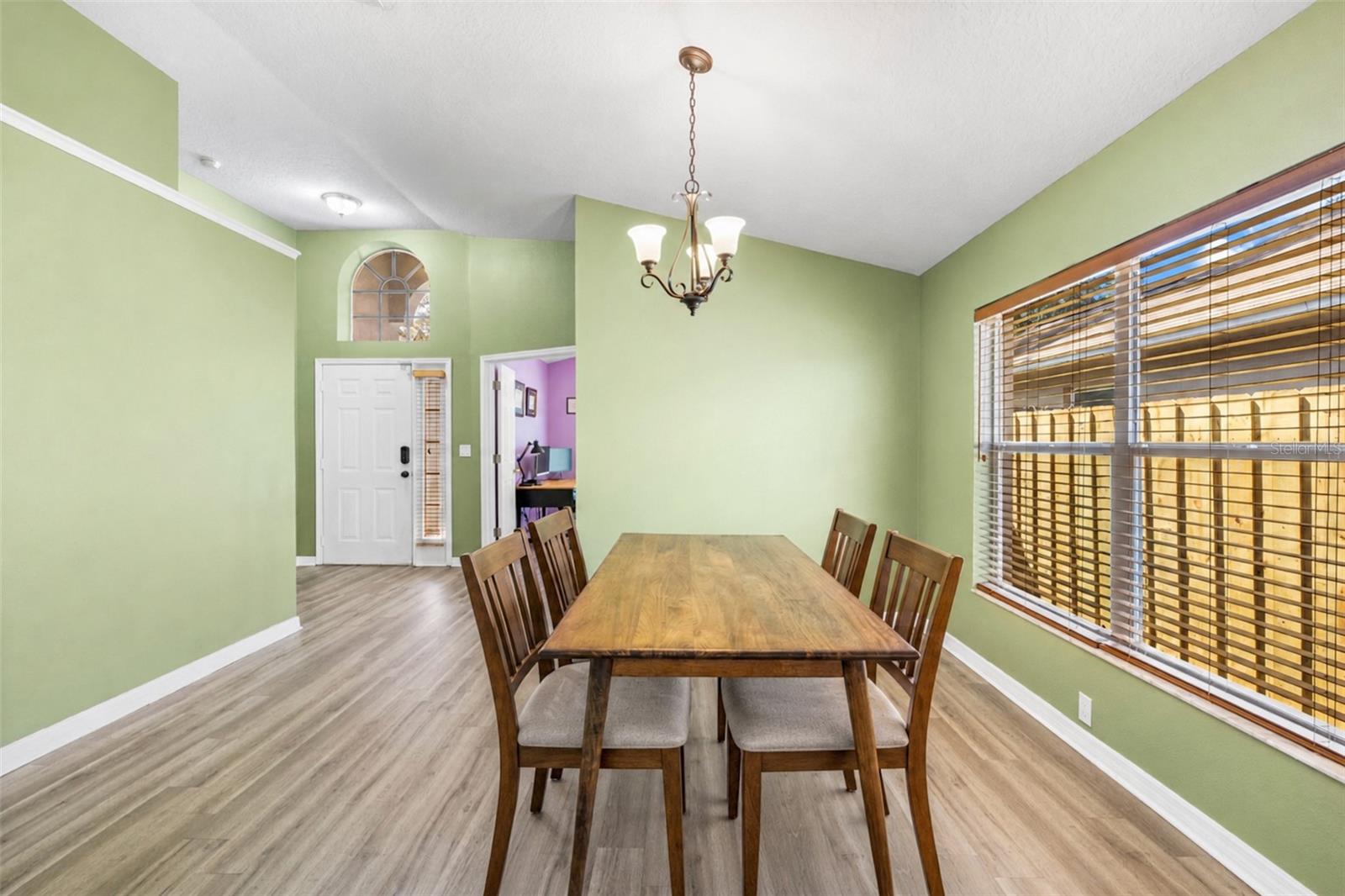 10148 Somersby Dr Property Photo 24