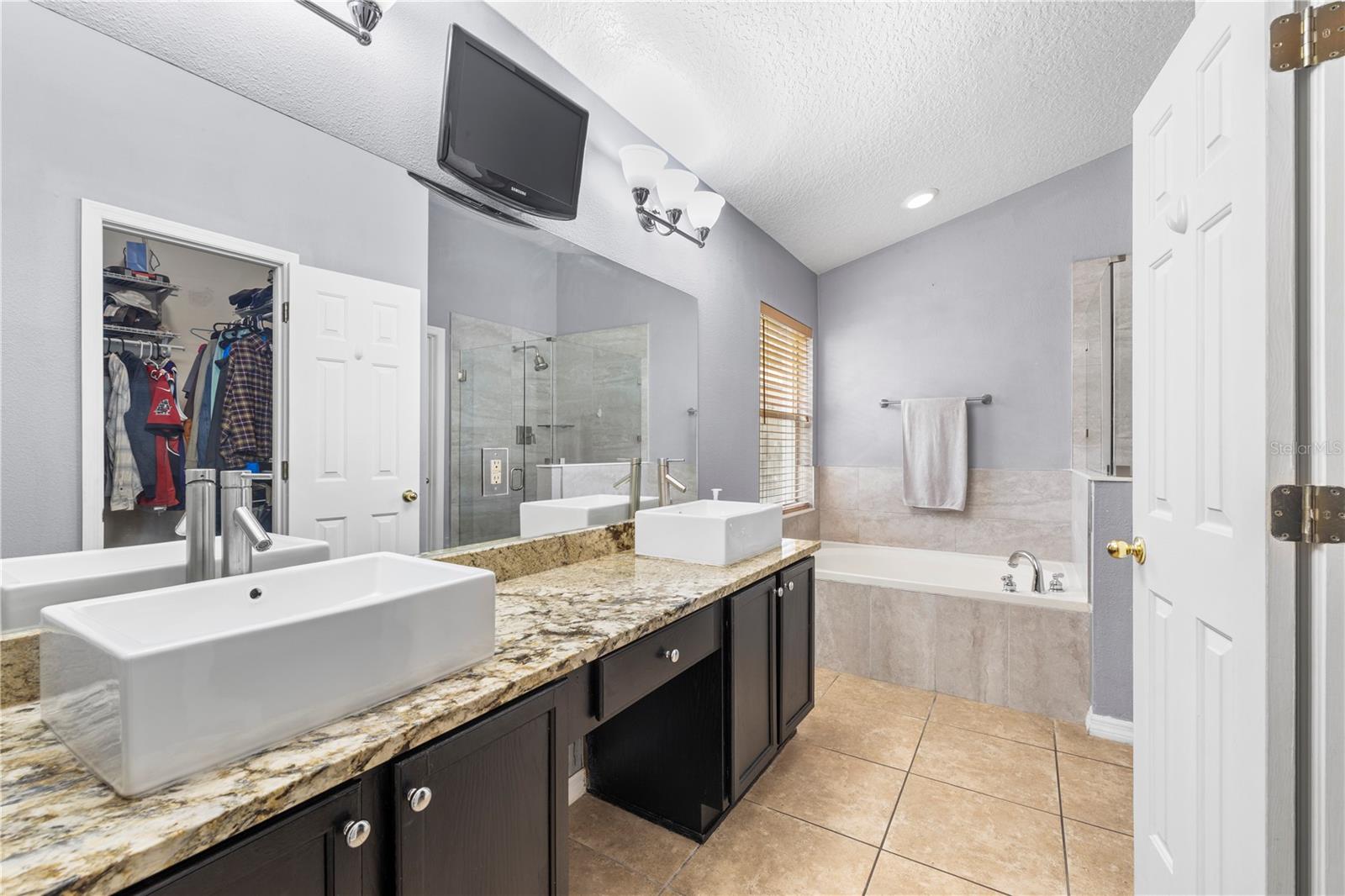 10148 Somersby Dr Property Photo 37