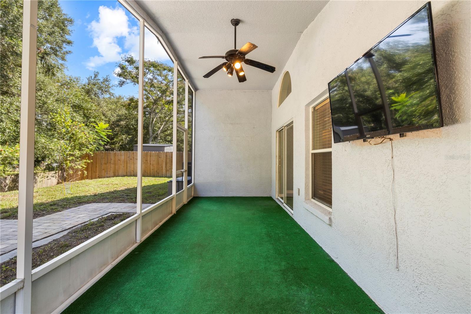 10148 Somersby Dr Property Photo 44