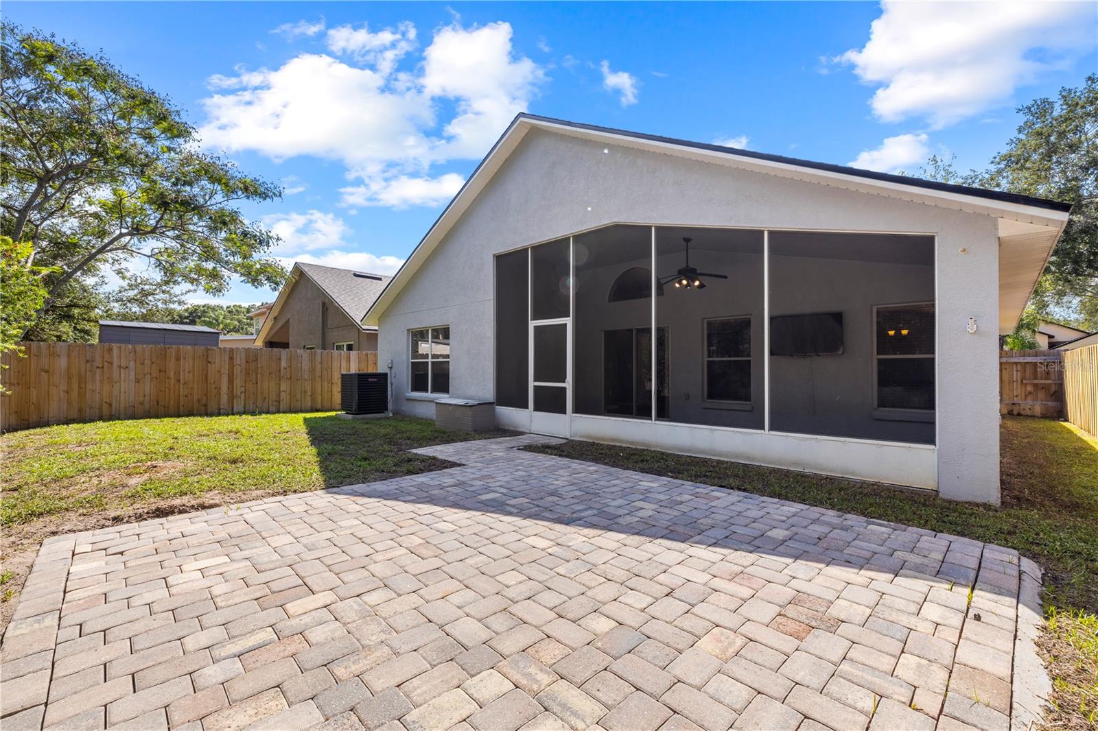 10148 Somersby Dr Property Photo 46