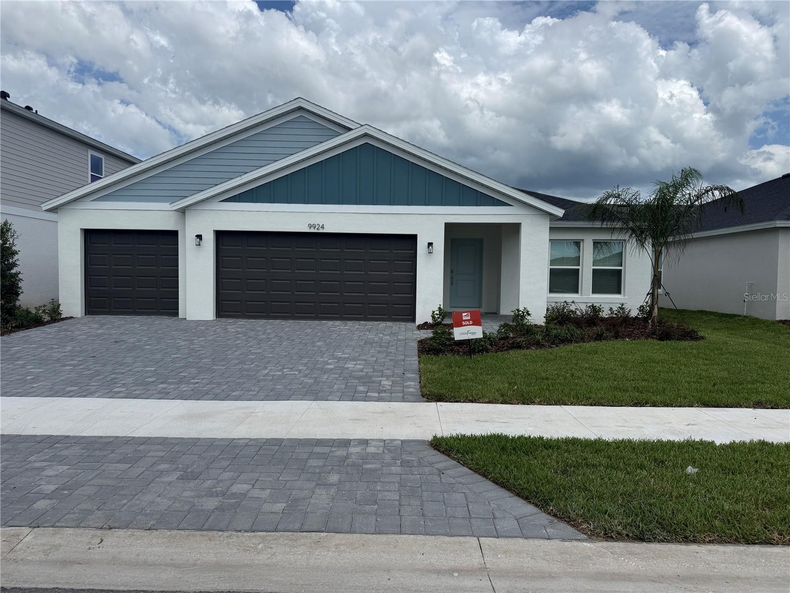 9924 Annunciation Drive Property Photo 1
