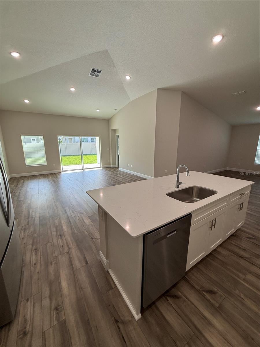 9924 Annunciation Drive Property Photo 8