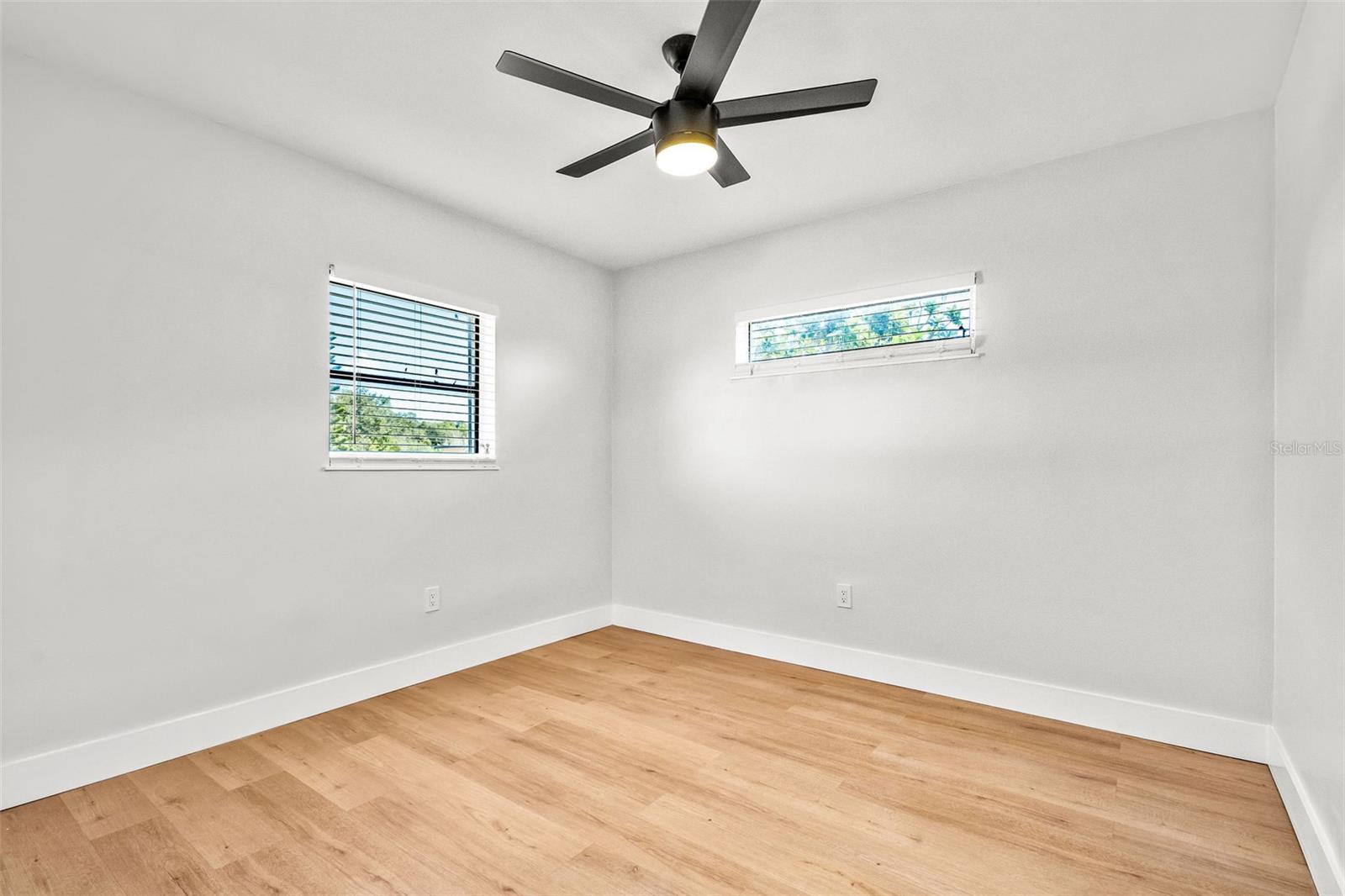 300 S Nimbus Ave #3 Property Photo 9