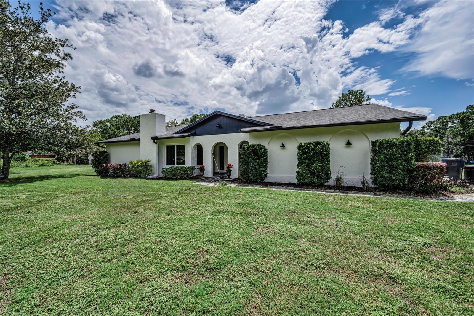7812 Windward Way Property Photo 6