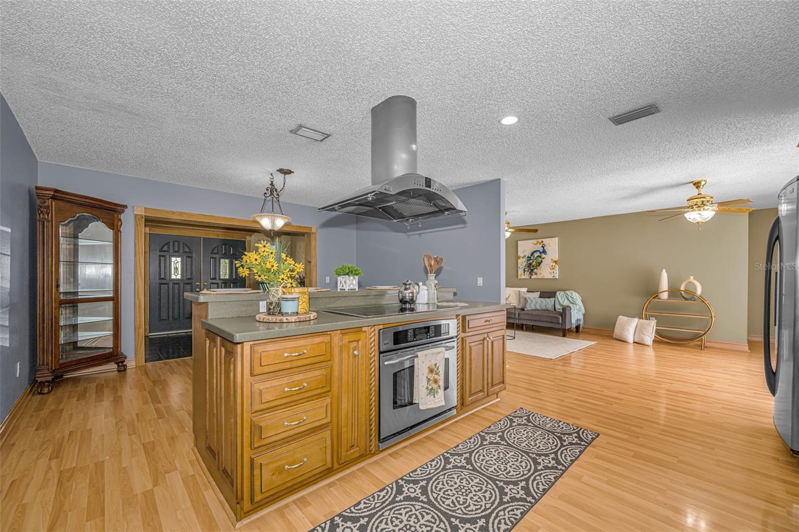 7812 Windward Way Property Photo 21