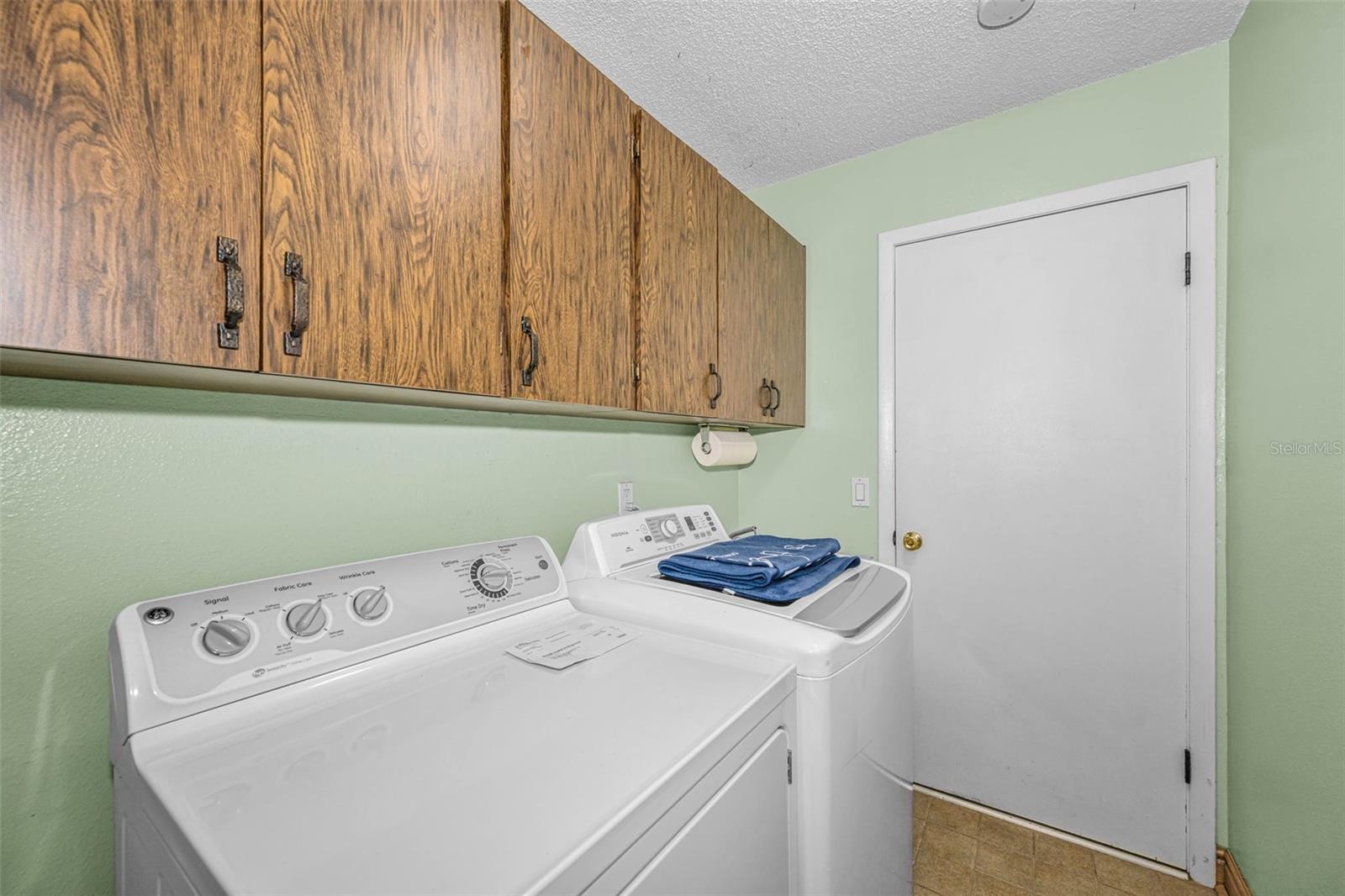 7812 Windward Way Property Photo 26