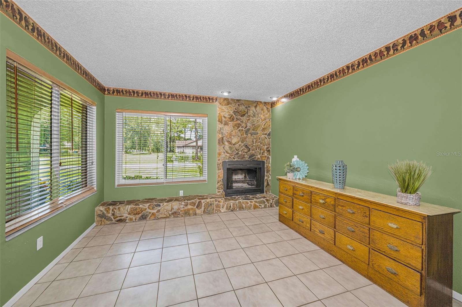 7812 Windward Way Property Photo 33