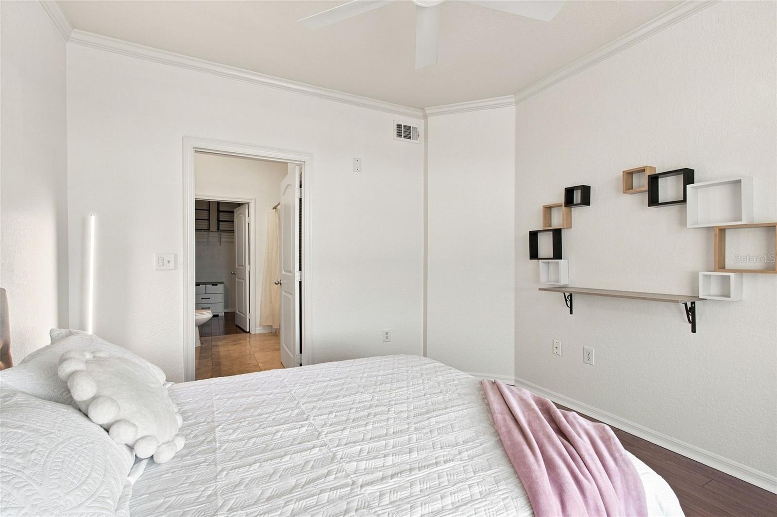 4221 W Spruce St #2425 Property Photo 23