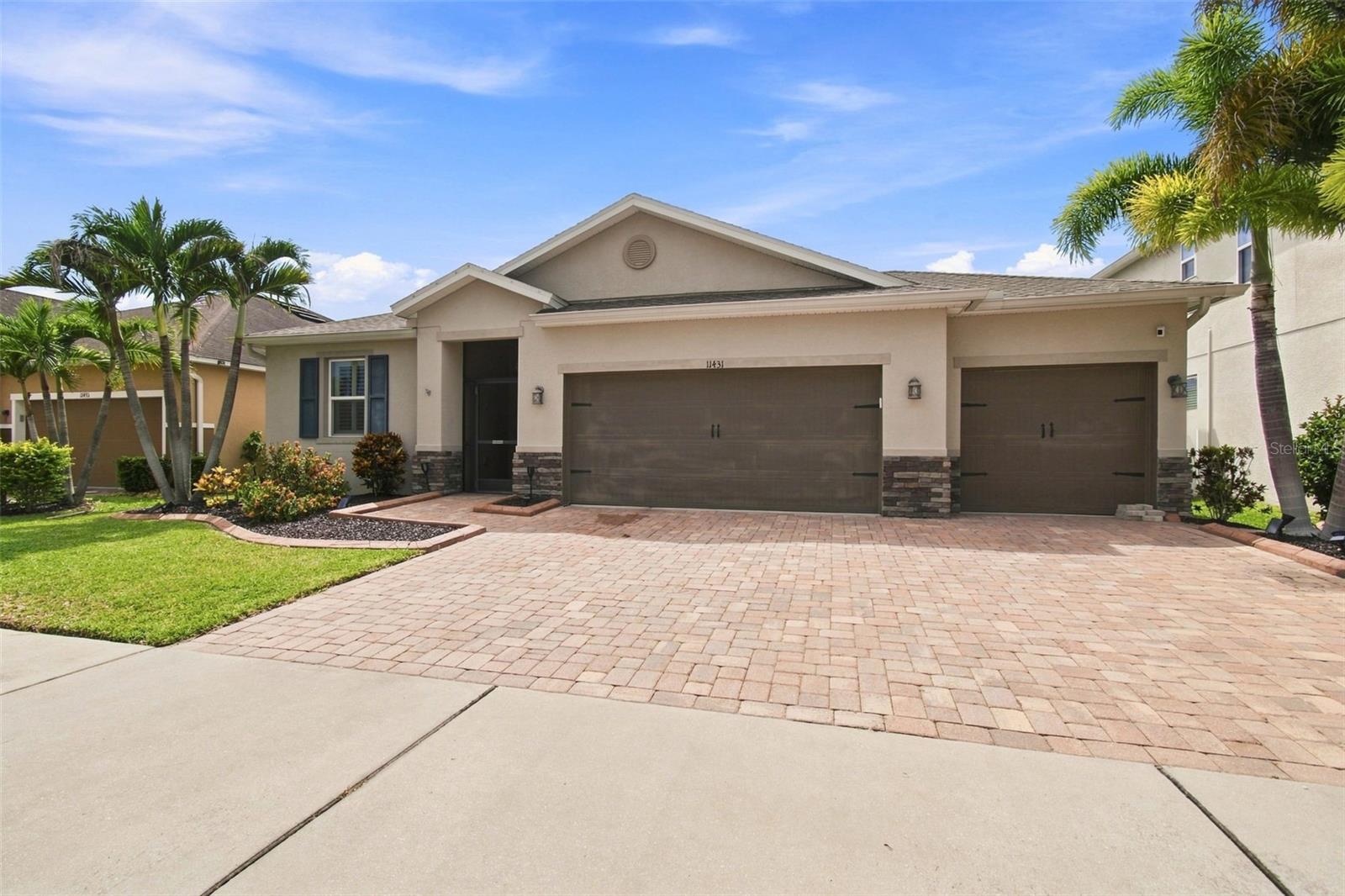 11431 Brighton Knoll Loop Property Photo 4
