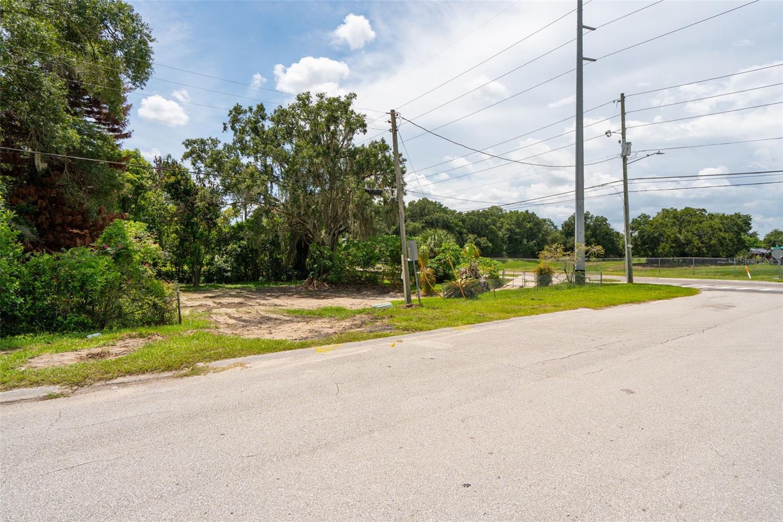 1305 Clarcona Rd Property Photo 1