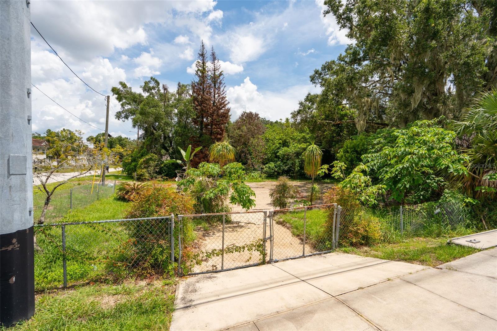 1305 Clarcona Rd Property Photo 6