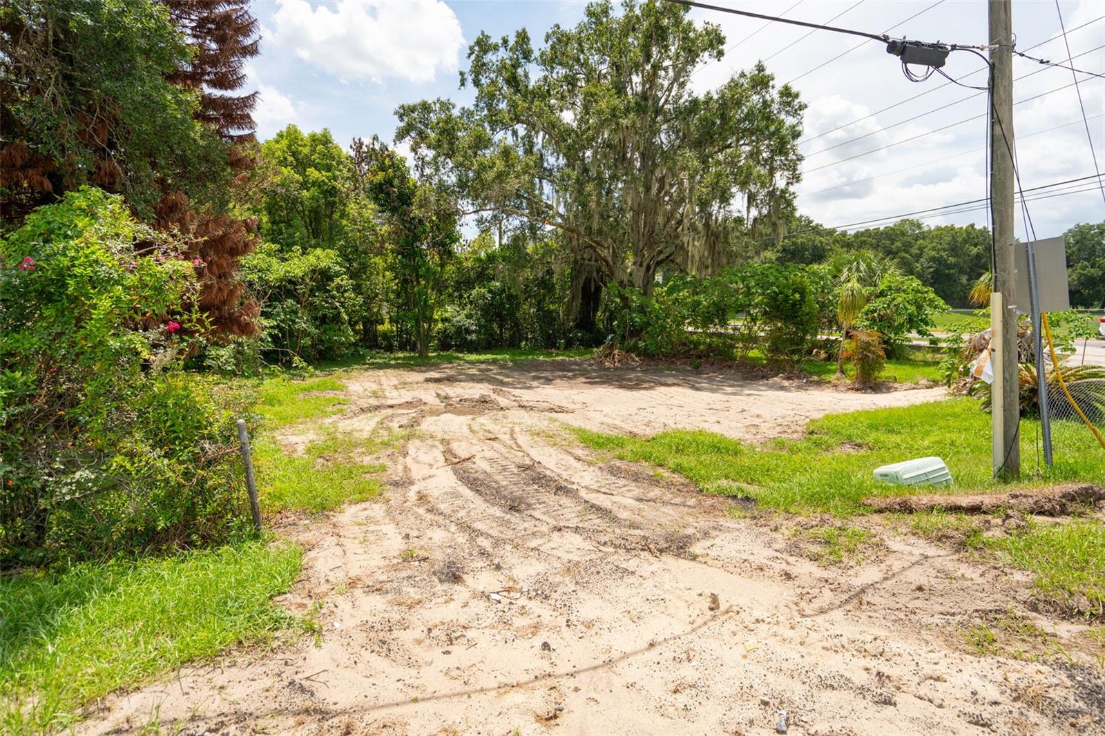 1305 Clarcona Rd Property Photo 8