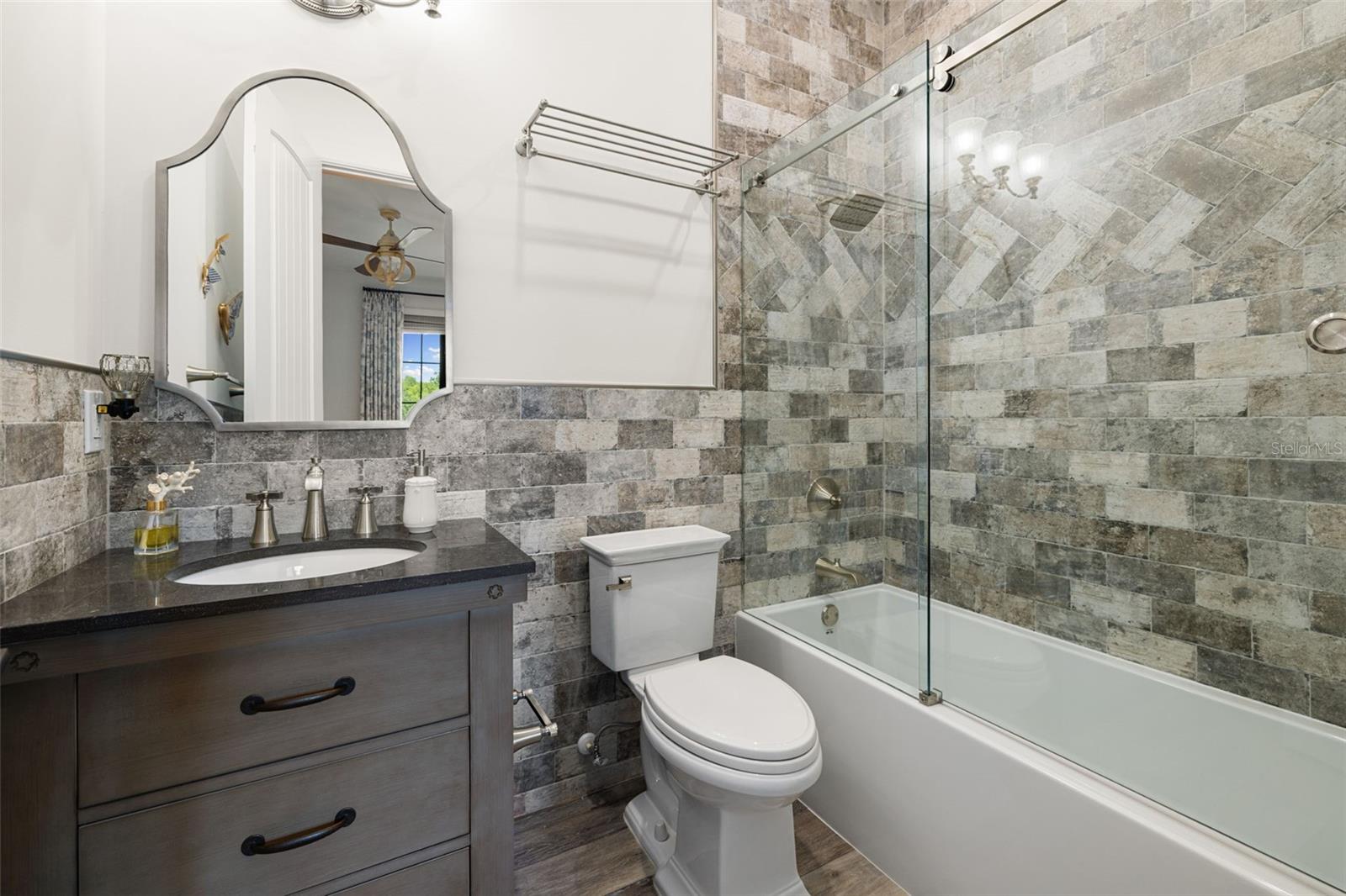 16115 Chastain Rd Property Photo 52