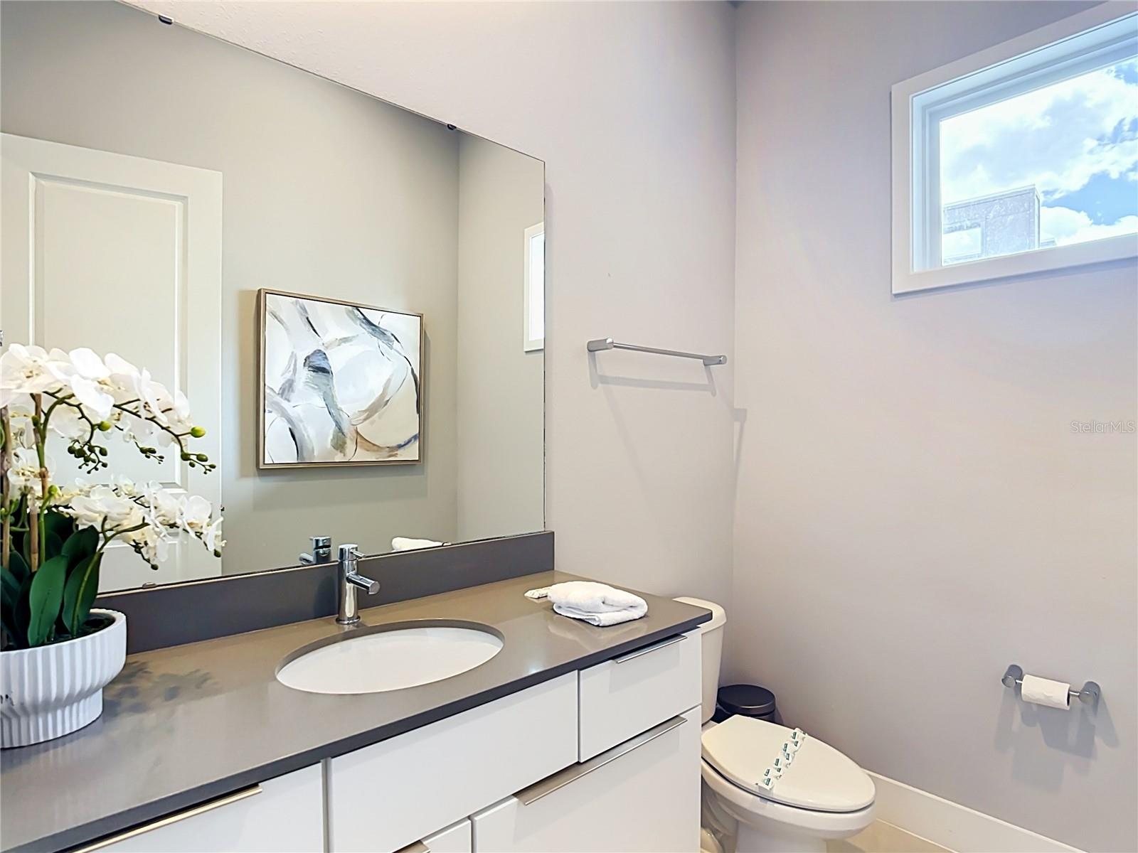 7740 Sandy Ridge Dr #215 Property Photo 24