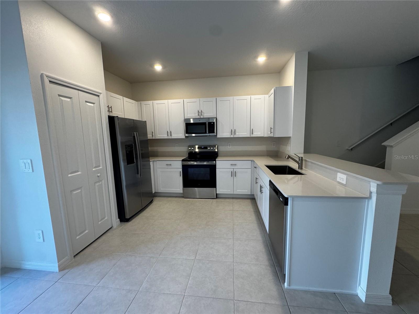 10149 Trumpet Honeysuckle Way Property Photo 7