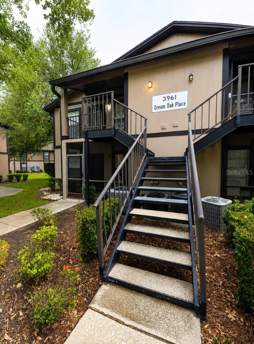 3961 Dream Oak Pl #204 Property Photo 2