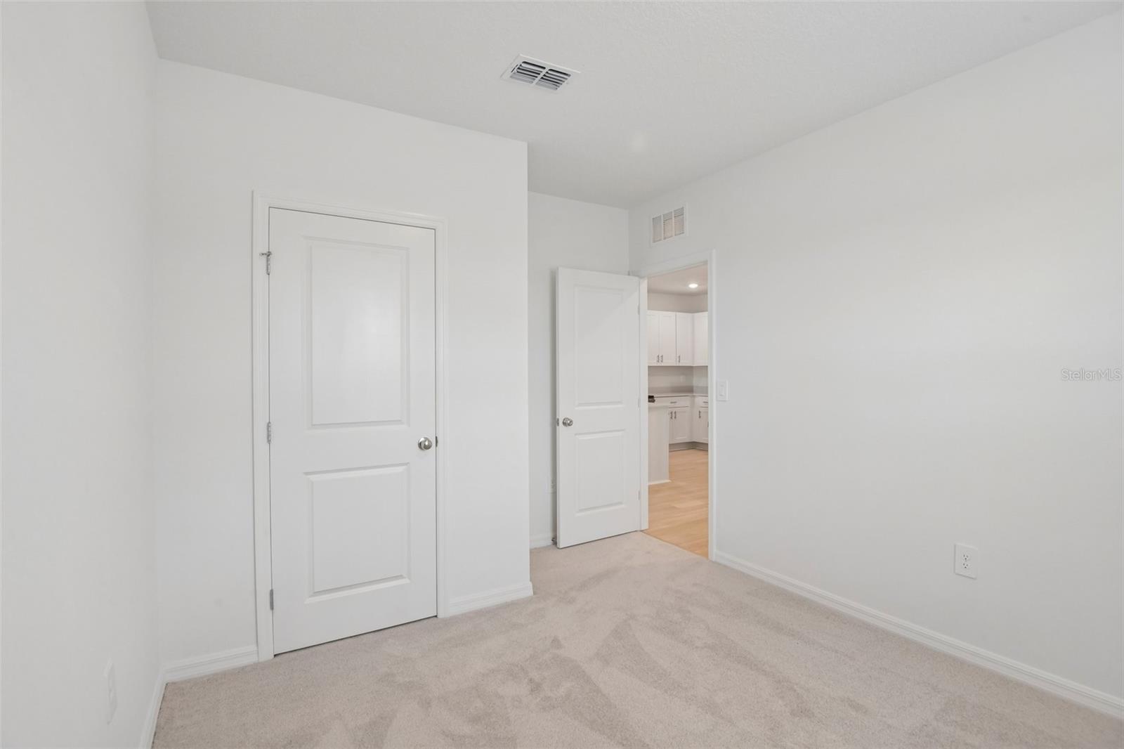 13721 Squall Ln Property Photo 21