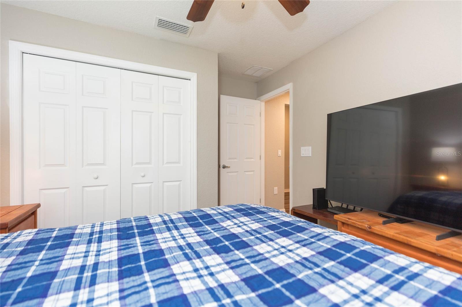 719 Vineyard Reserve Ct Property Photo 26