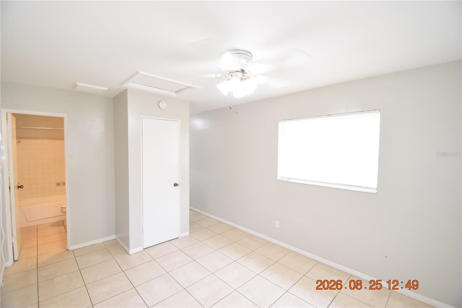 5124 18th Ave N Property Photo 6
