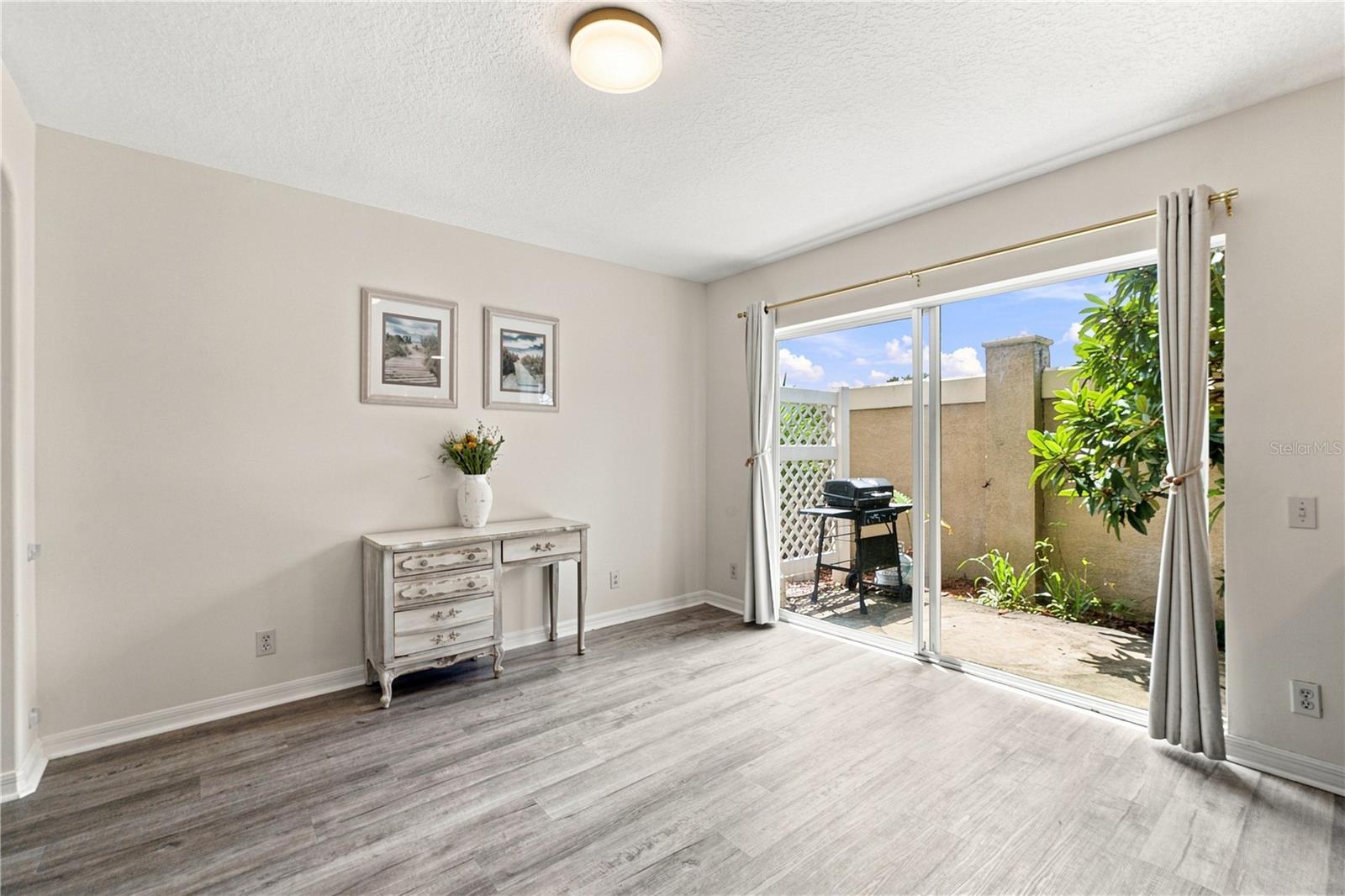13158 Thoroughbred Loop Property Photo 8